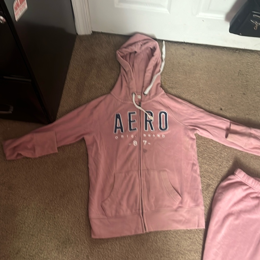 Set of two sweatpants sweatshirt worn a few times